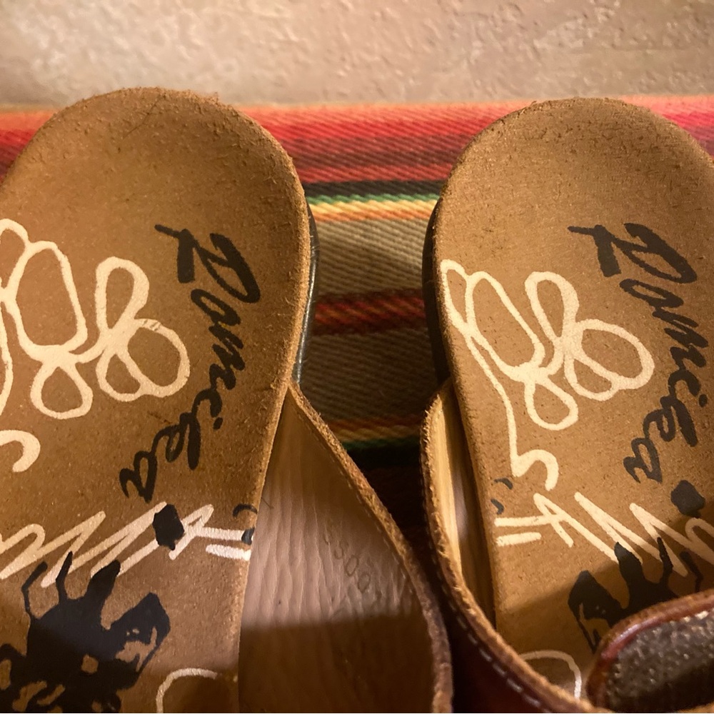 Romika 8-8.5 (39) Maui Sandals Exc cond 2.5”heel 10” long - Picture 6 of 10